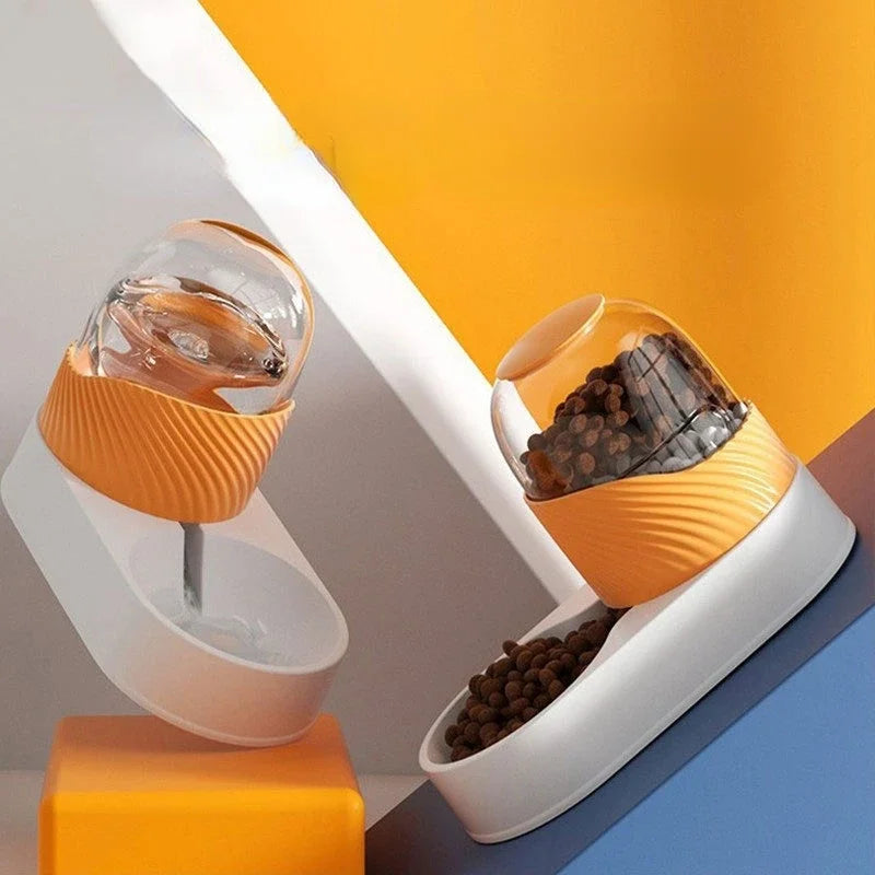 Transparent Balls Pet Feeder Water Fountain