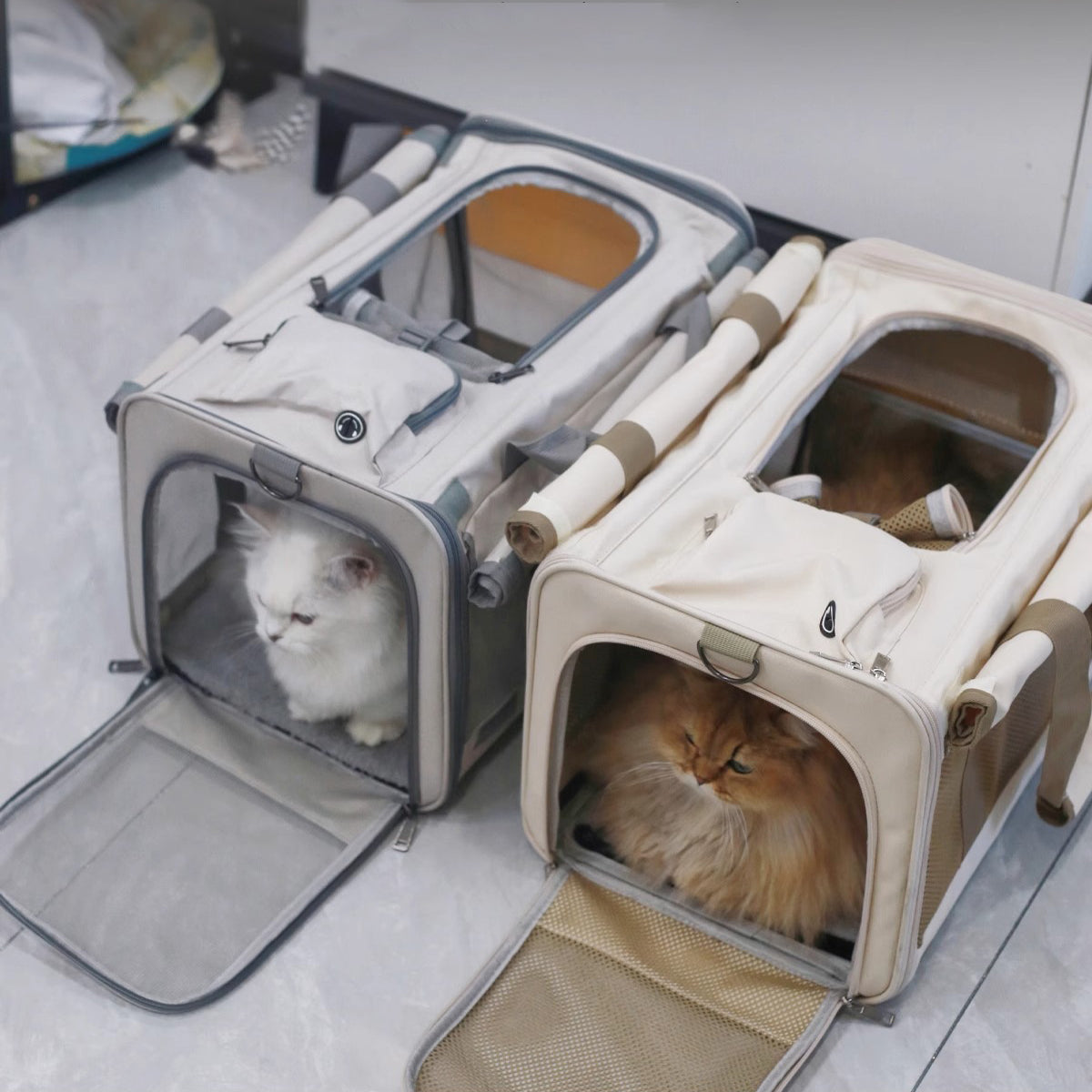 Huge Capacity Mesh Window Cat Carrier Bag